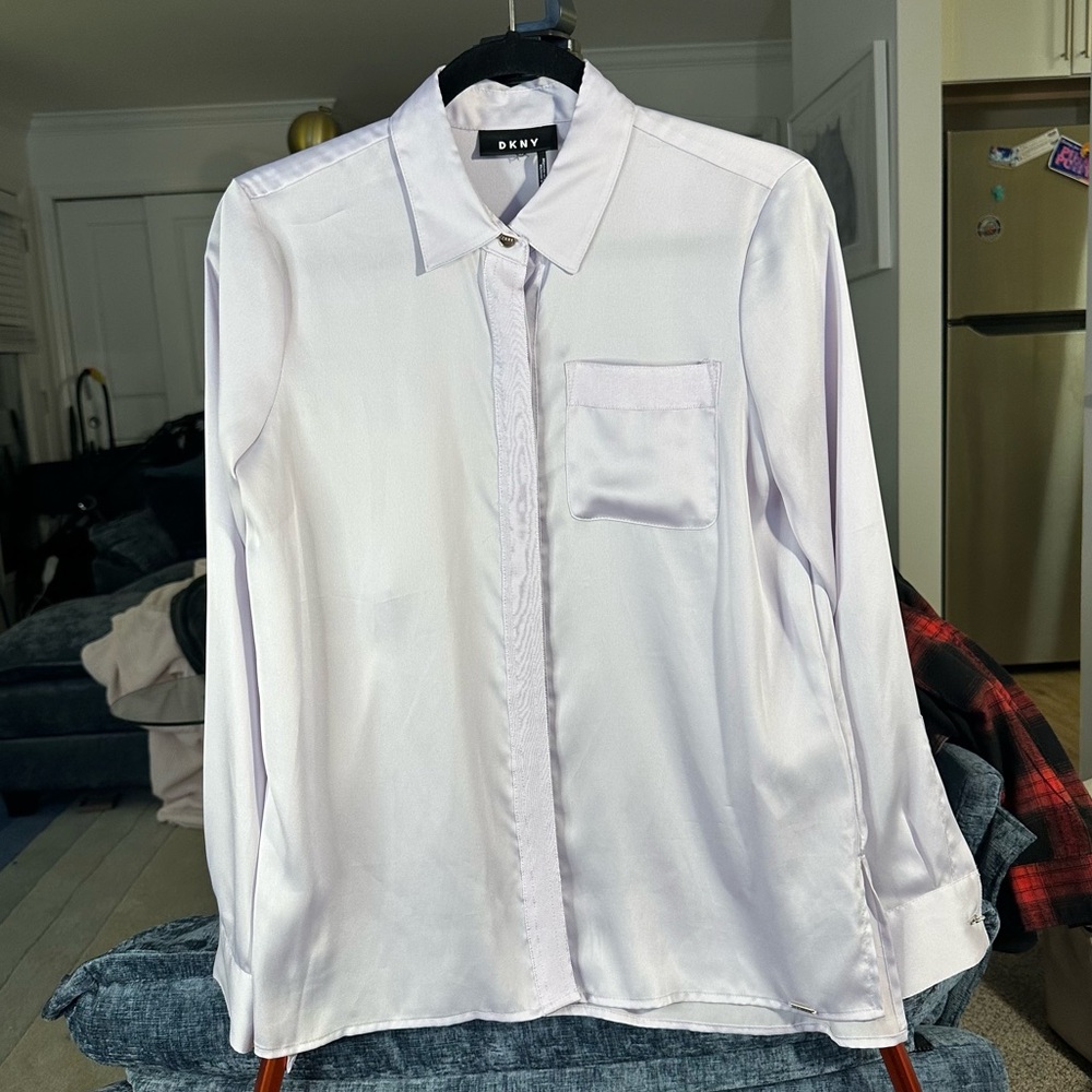 DKNY Button-Up Long Sleeve Dress Blouse in Light Purple